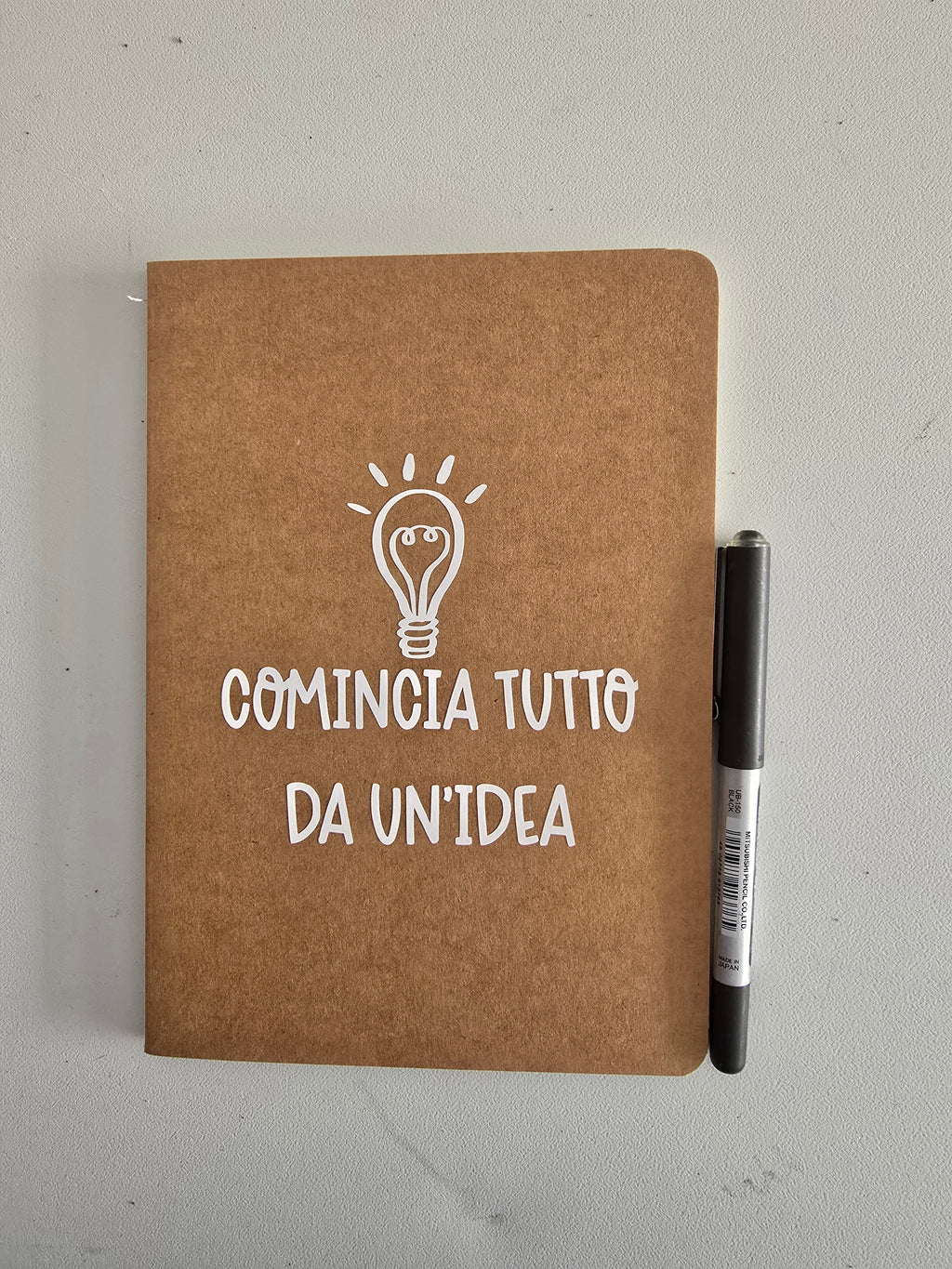 Quadernino A5 "Comincia tutto da un'idea"