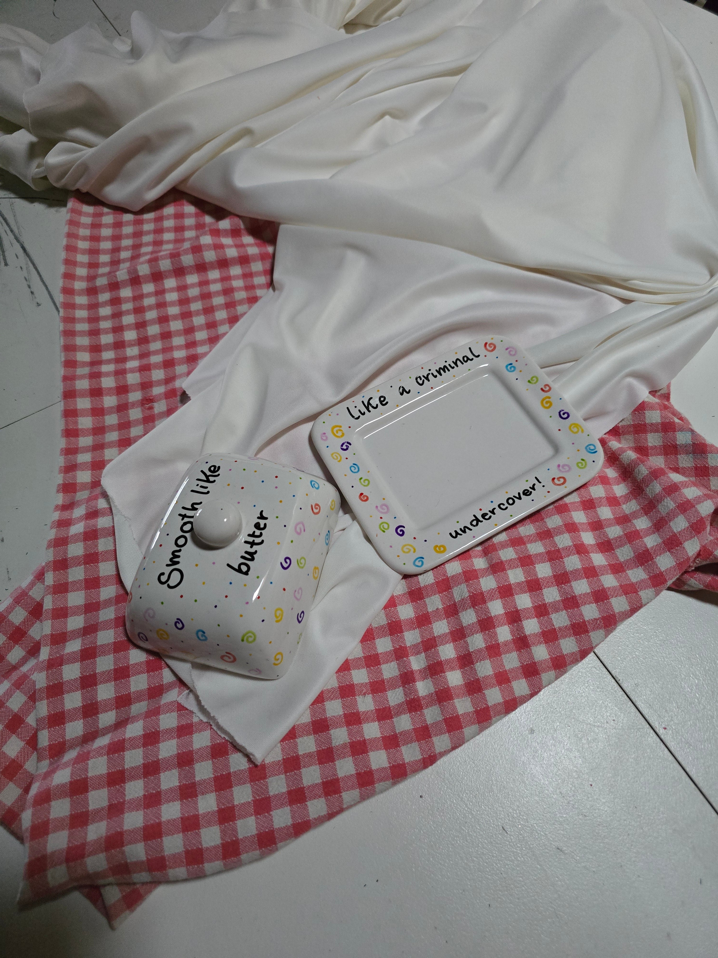 Portaburro decorato a mano