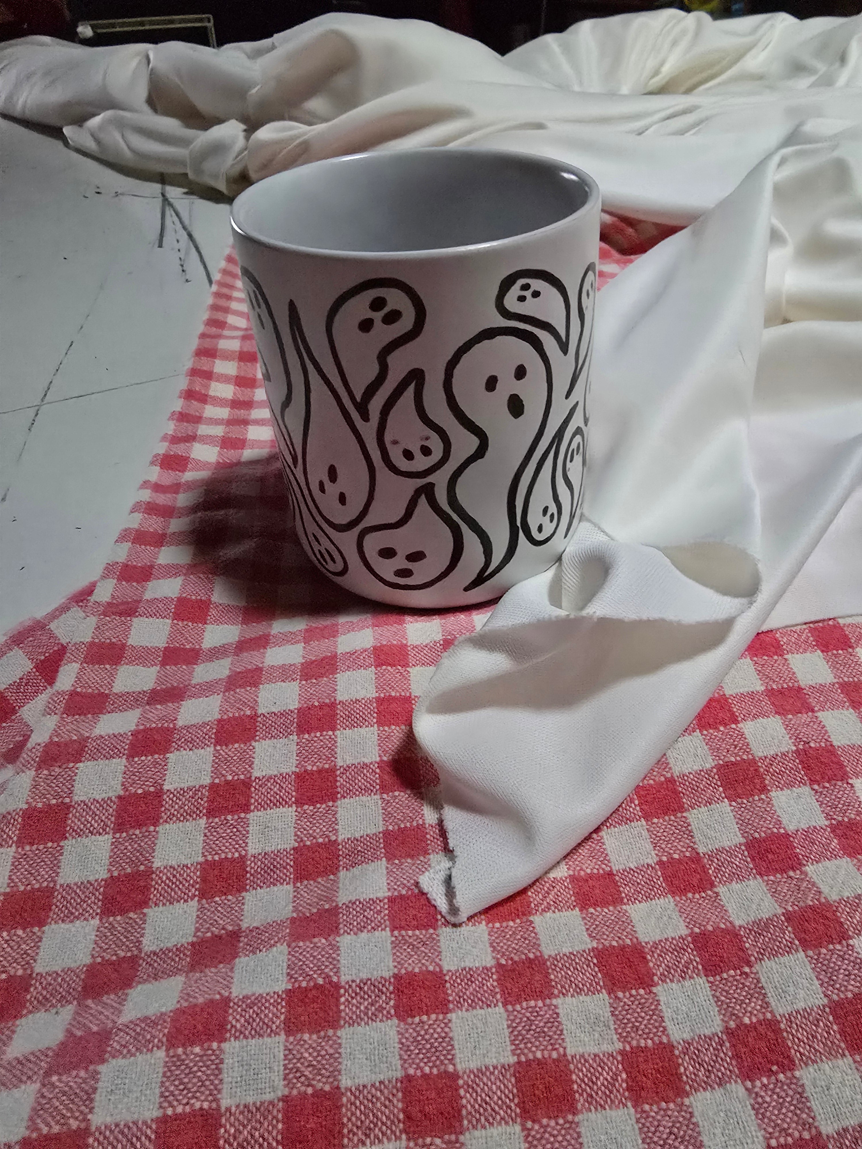 Tazza con tanti fantasmini