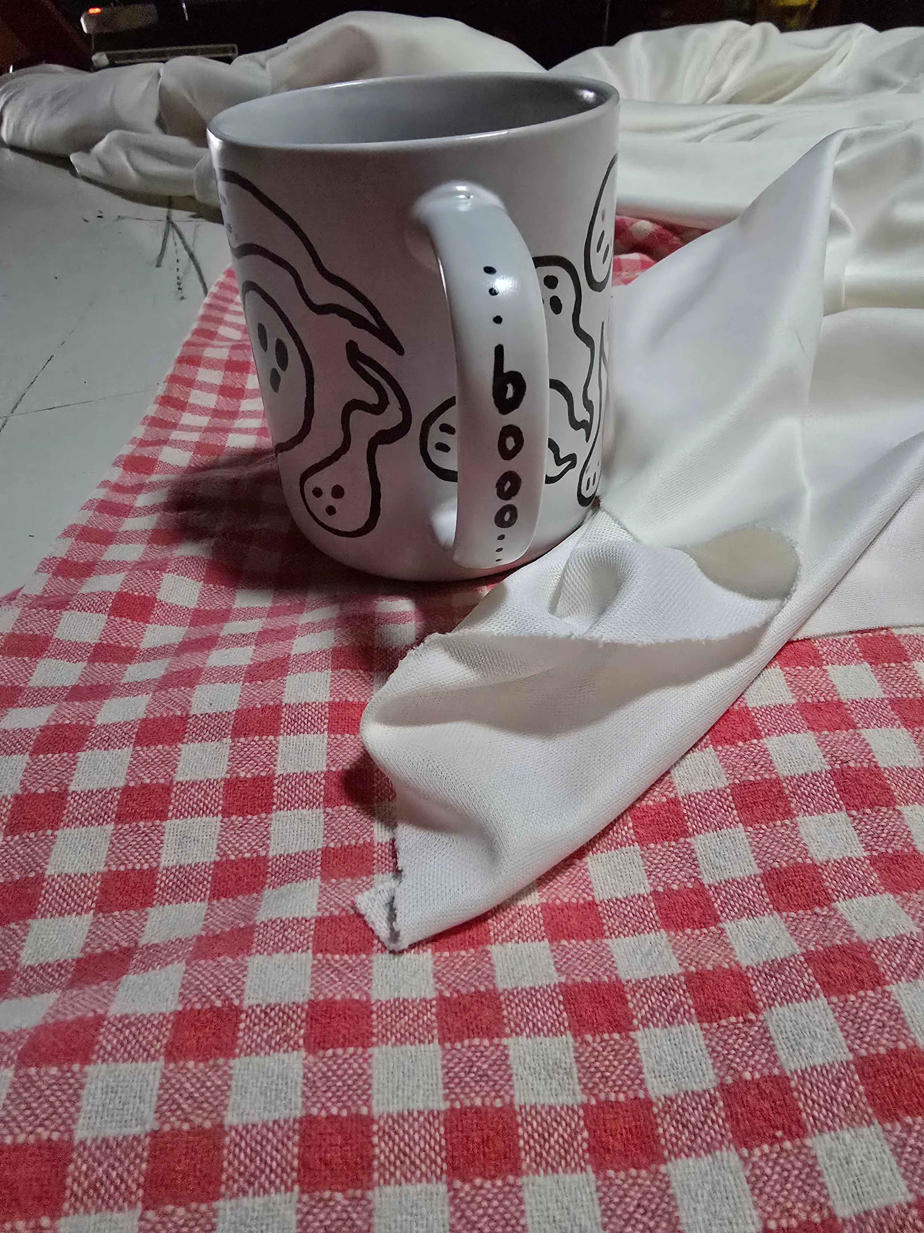 Tazza con tanti fantasmini